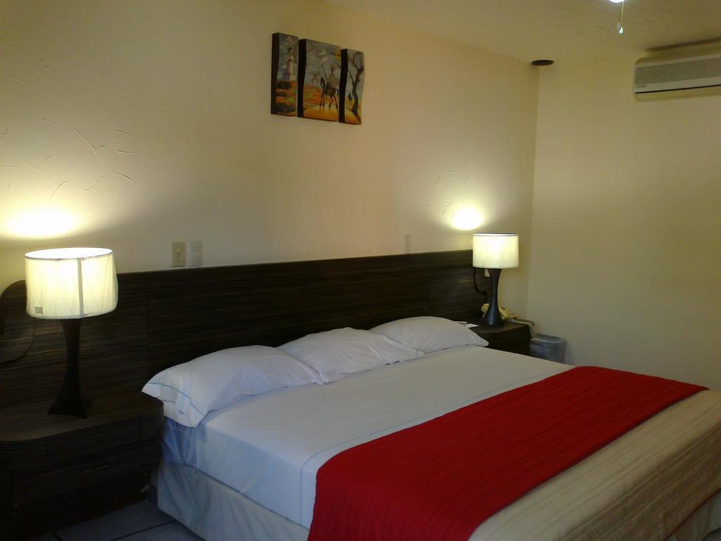 Hotel Real Del Sol Куернавака Екстер'єр фото
